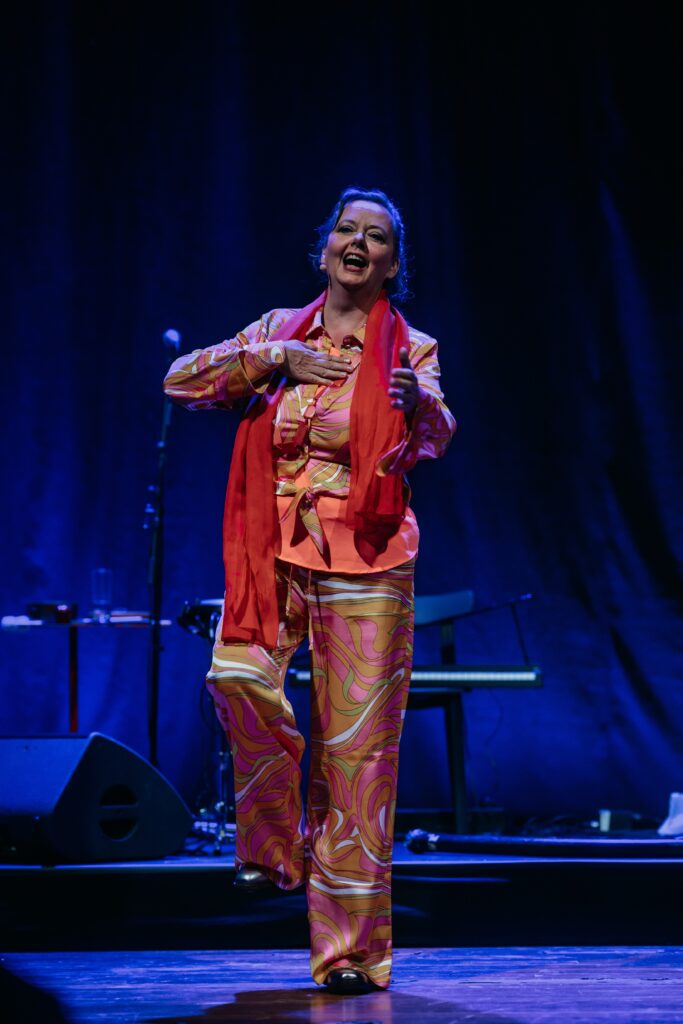 Hilde Kappes Auftritt Eden Festival. Workshop Musik ist heilsam